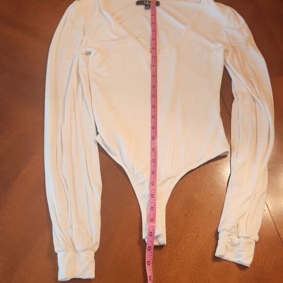 Lulus Bodycon Long Balloon Sleeve V-neck Thong Knit Bodysuit, XS, Ivory White - Picture 6 of 9